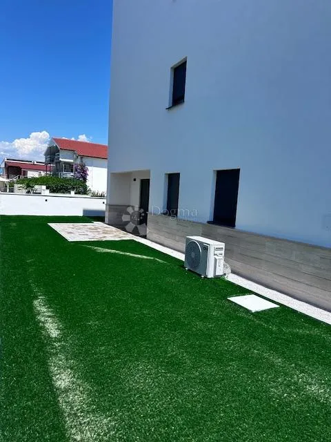 privlaka novogradnja prizemlje 90m2 - slika 23