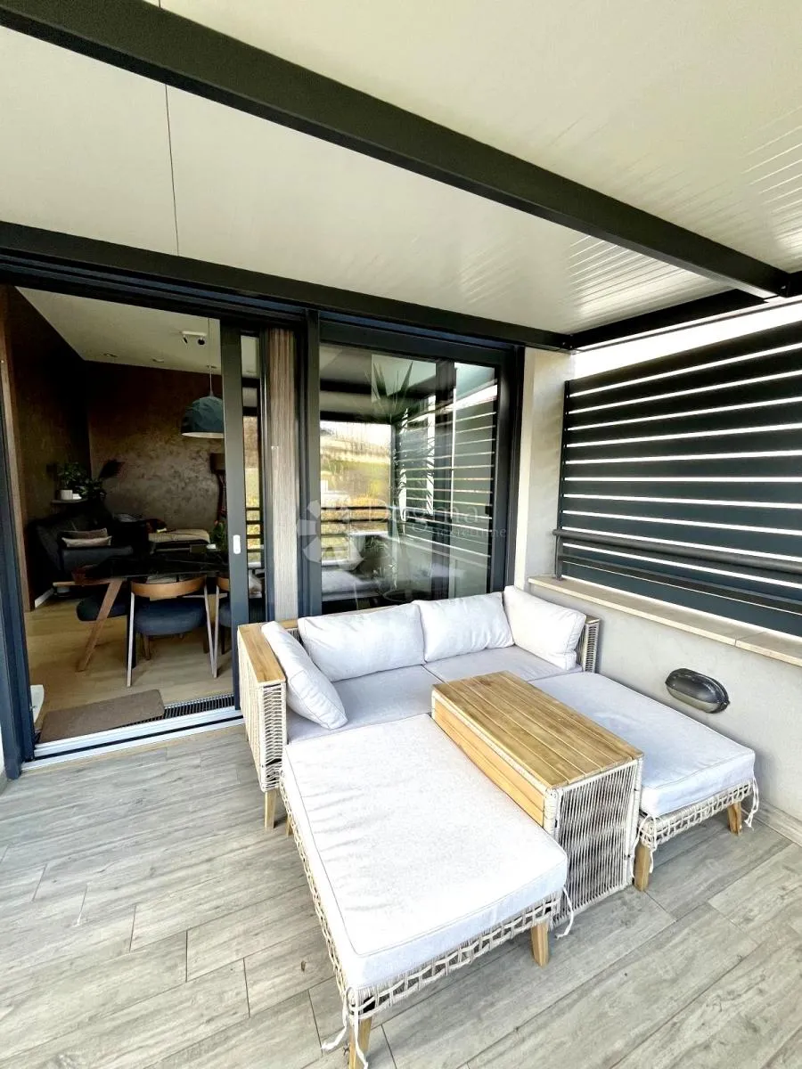 top penthouse s terasama garažom i 2 pm -kameniti stol 127 m2!! - slika 13