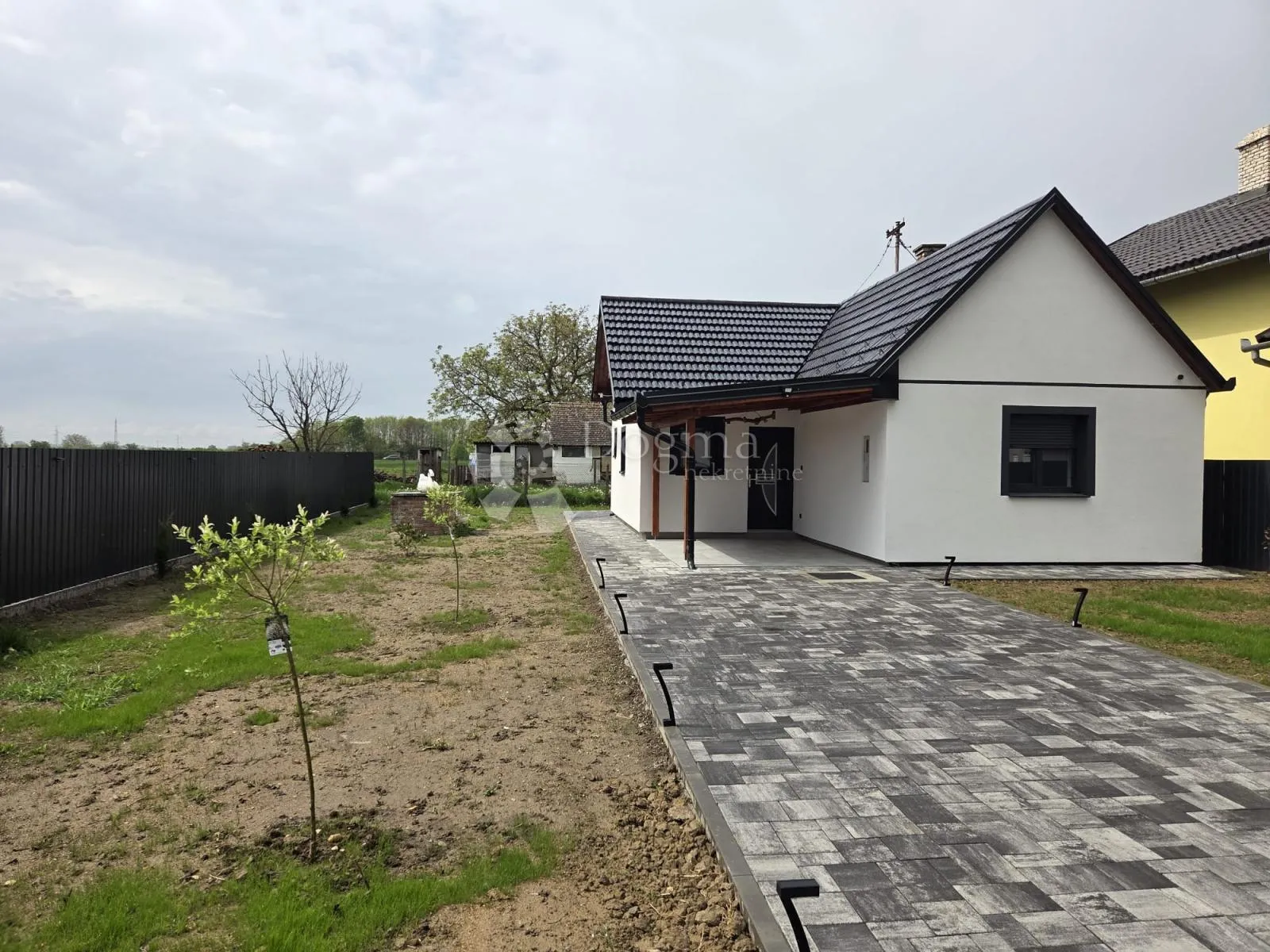 valpovo – kuća 80 m², potpuno renovirana - slika 1