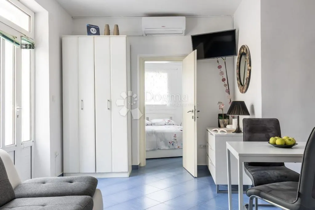 atraktivan apartman u povijesnoj jezgri splita - slika 6