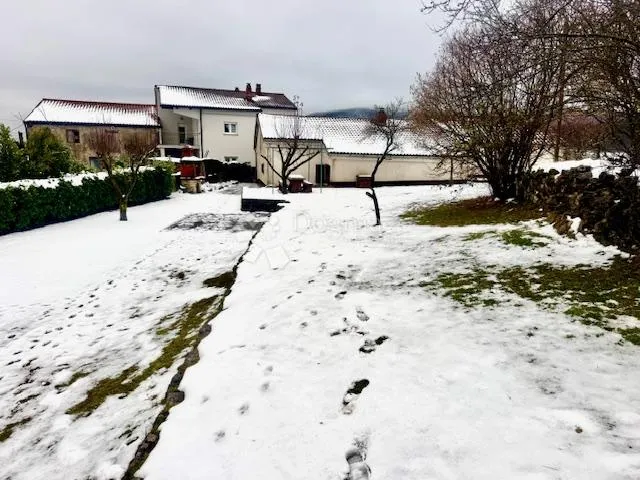 šapjane-samostojeća prizemnica - slika 15