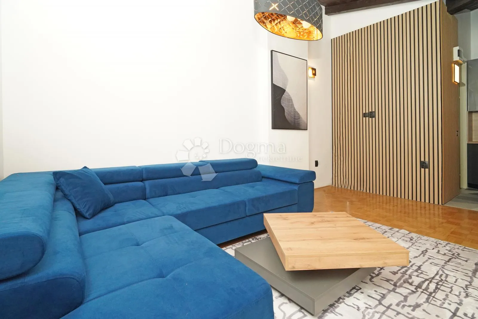 elegantna prizemnica u nizu 82 m²- červar - slika 1