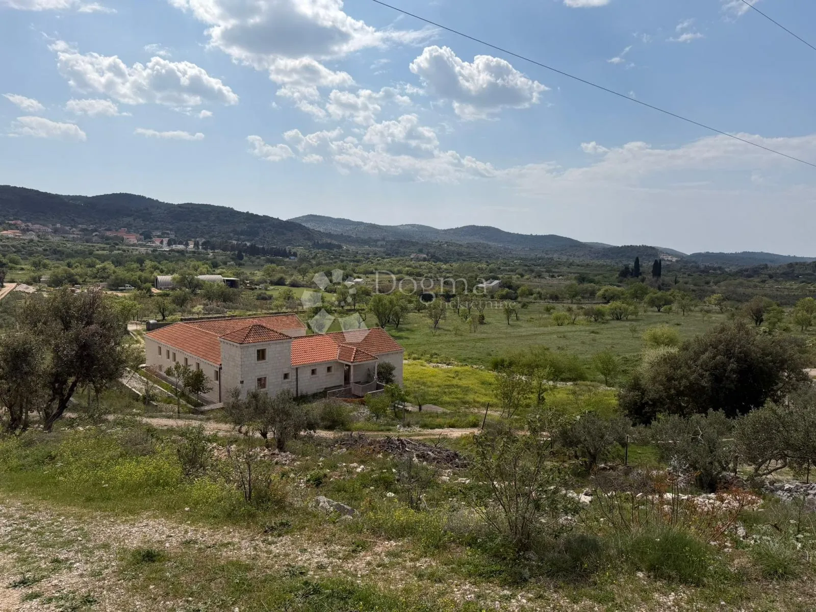 mediteranska oaza privatnosti – kamena rezidencija na braču - slika 22