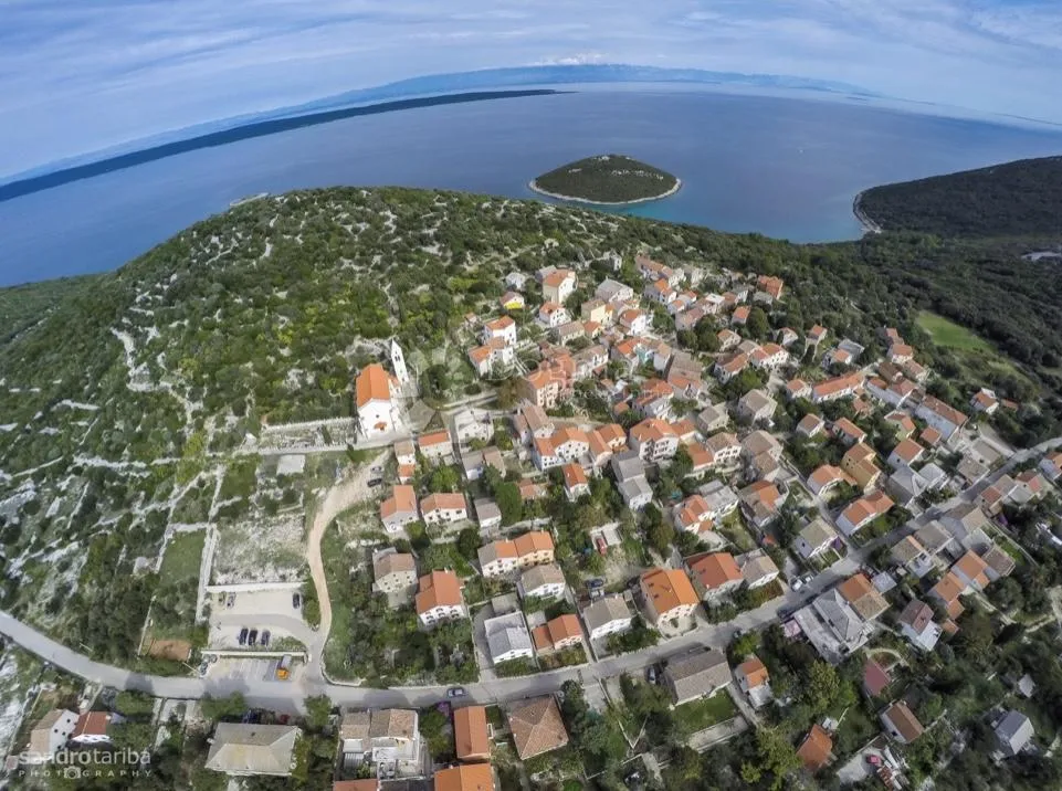 poljoprivredni teren na malom lošinju-ćunski - slika 2