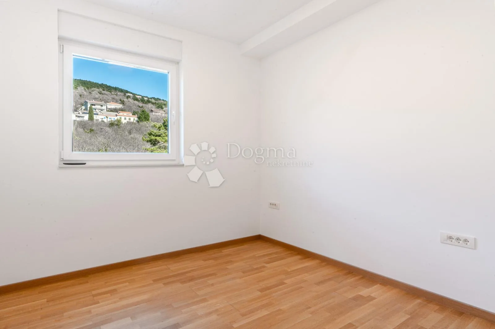 dramalj, penthouse - slika 11