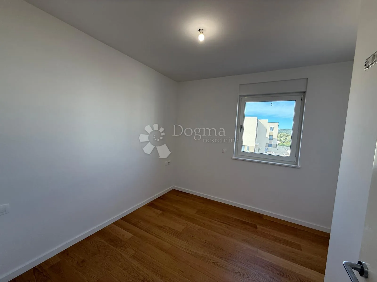 novogradnja apartman s pogledom na more plaža babe - slika 11