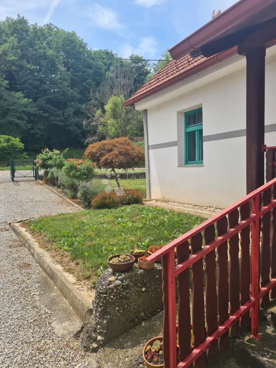 imanje u čalincu s romantičnom kurijom i modernom kućom - slika 38