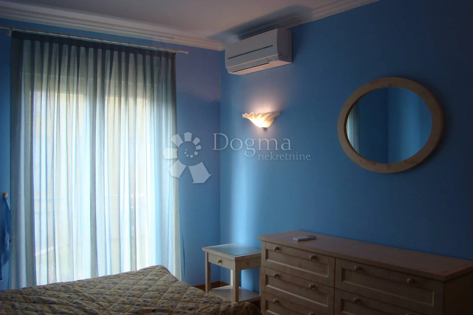 apartman na prestižnoj lokaciji - slika 15