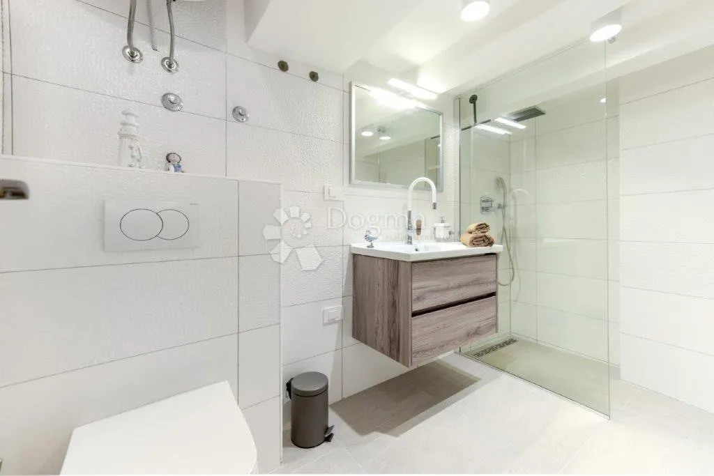 jednosoban apartman u srcu rovinja, bajkoviti stari grad - slika 9