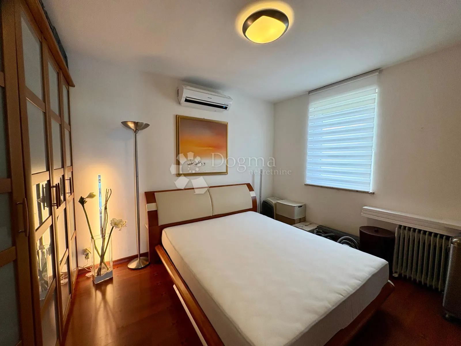 eskluzivan apartman, 70 m od mora sa panoramskim pogledom i vrtom - slika 29