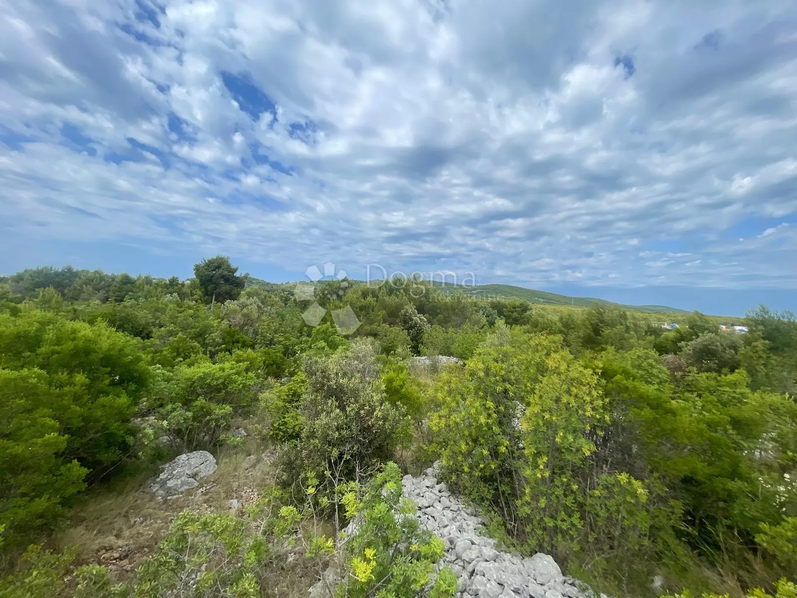 vodice - građevinsko zemljište na atraktivnoj lokaciji - slika 7