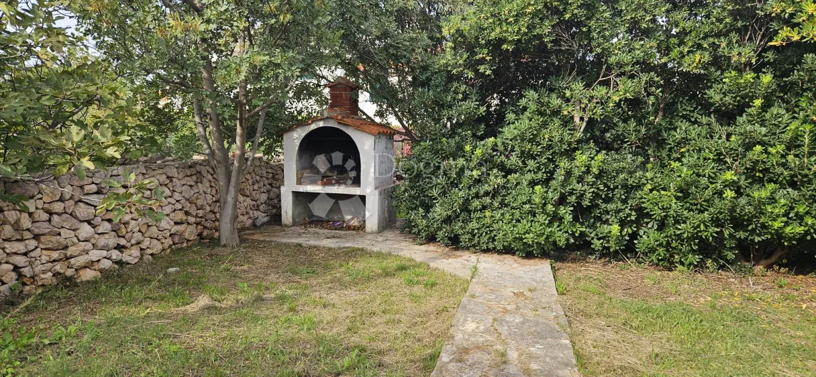 vinjerac, kuća s velikom okućnicom - slika 12