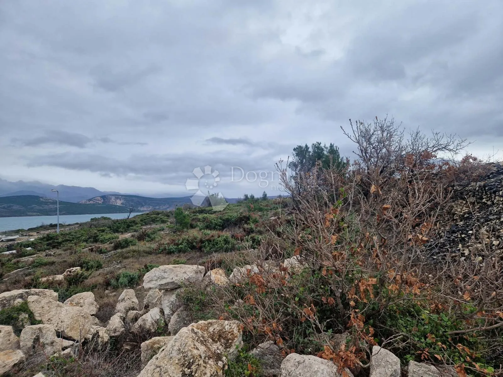 građevinsko zemljište uz more - novigrad - slika 4