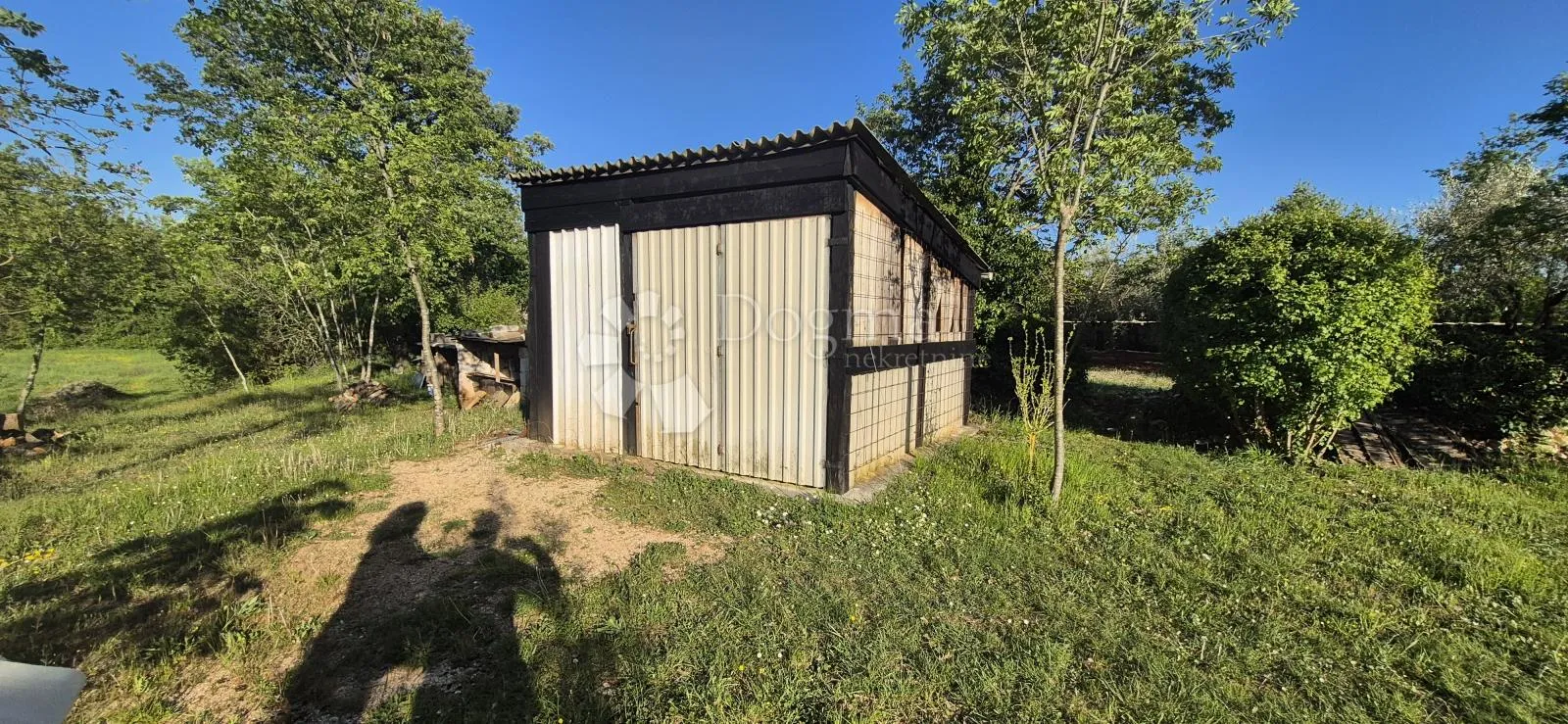 kombinirano građevinsko 950 m2 +poljoprivredno zemljište 1773 m2 - slika 25