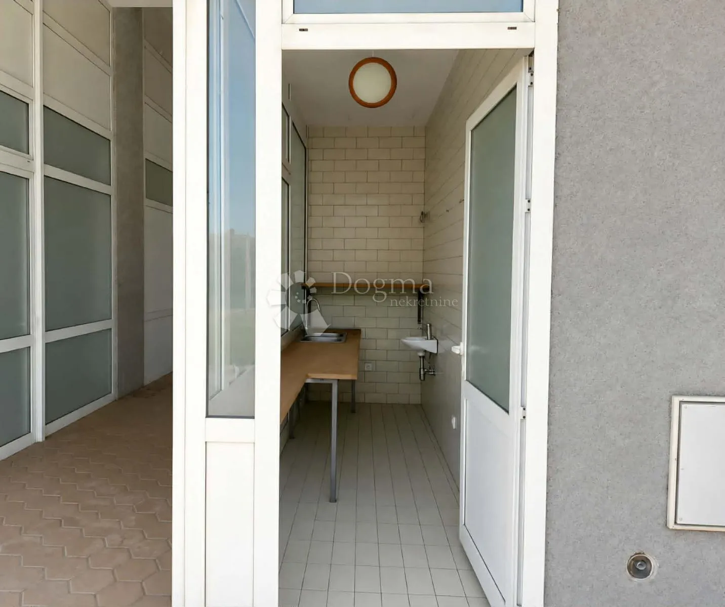 bili brig - poslovni prostor 5,14 m2 - prilika - slika 7