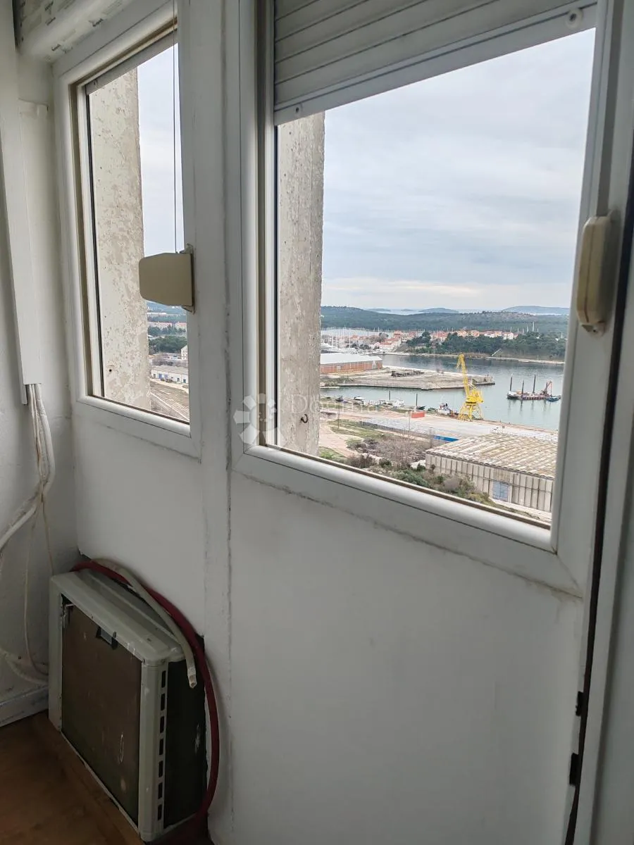 potpuno renoviran stan 62 m2 u šibeniku - baldekin - slika 7