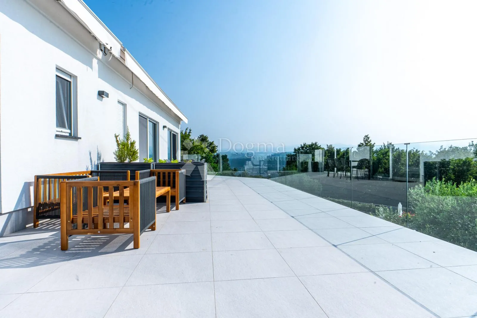 moderno opremljena ★★★★★ villa s bazenom i panoramskim pogledom na kvarner - slika 3