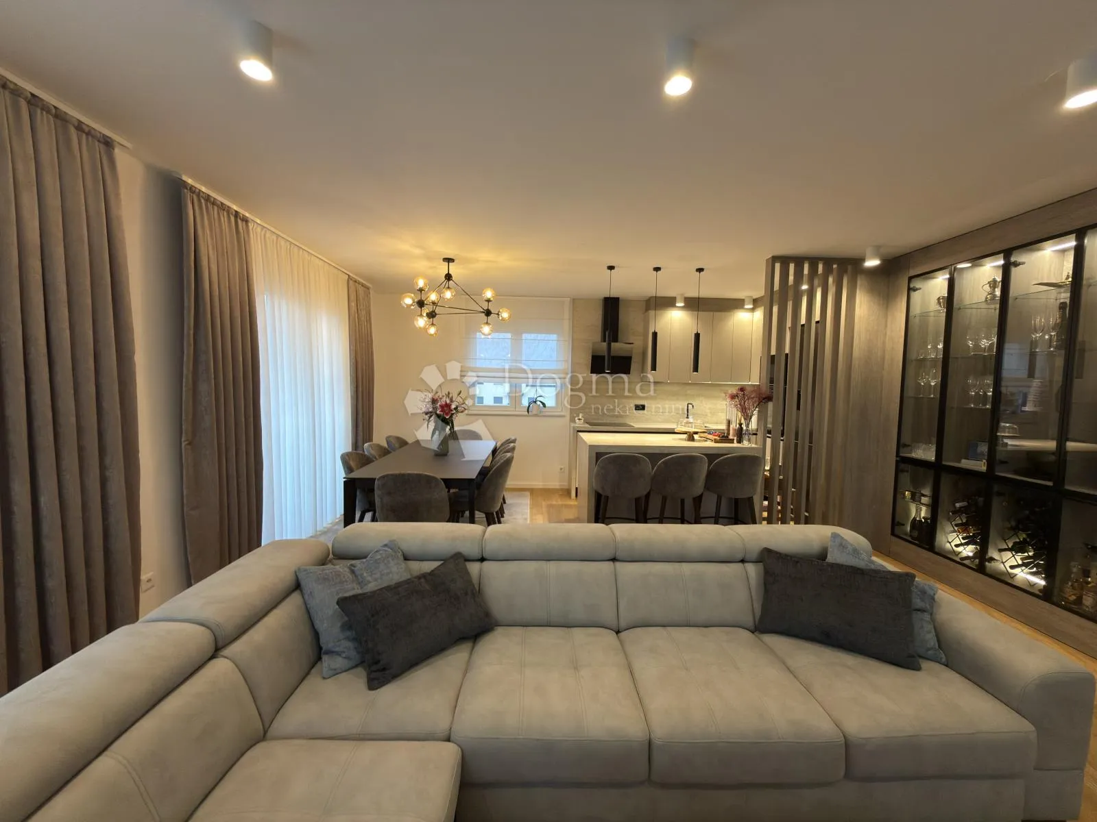 penthouse sesvete | 129 m2 | dizajnerski uređen - slika 5