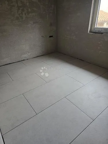 krk, kuća 140m2 sa bazenom i okućnicom - slika 2