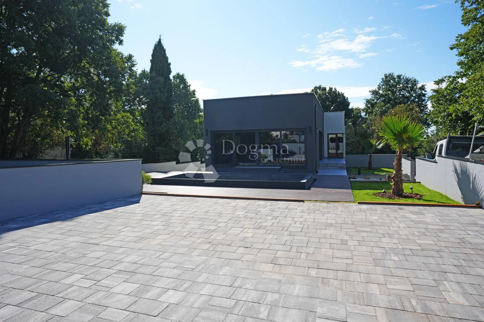 duplex kuće sa infinity bazenima - mirna lokacija - slika 22