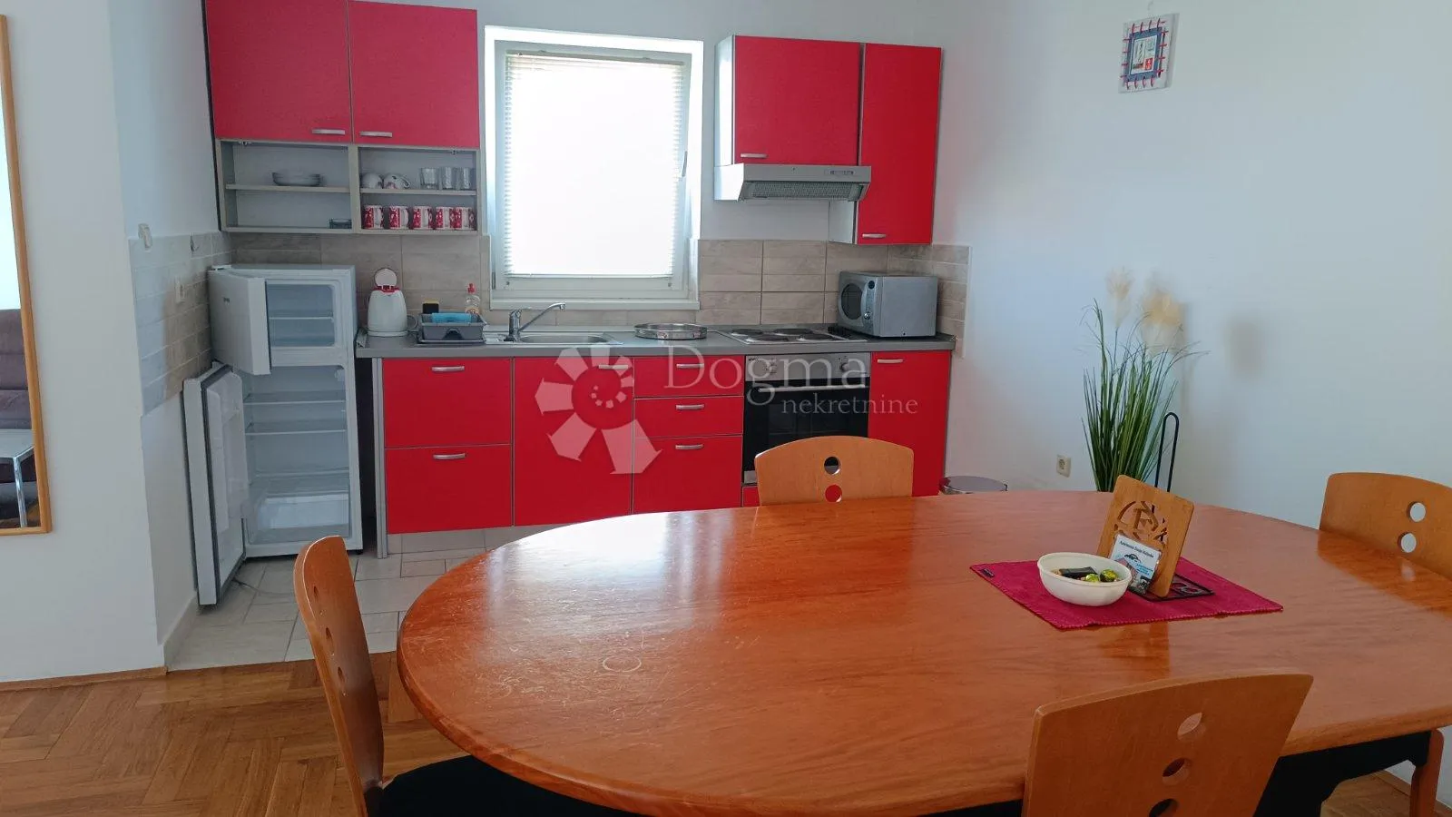 malinska, 61 m2 2s+db, balkon, parking - slika 3