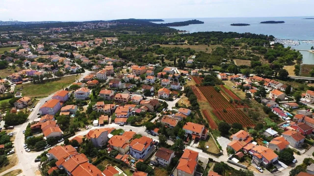 kuća sa 6 stambenih jedinica - 600m od mora! - slika 52