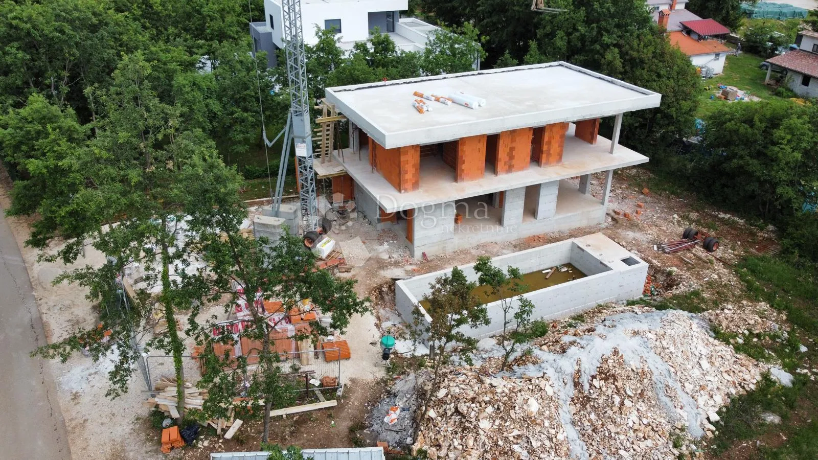 moderna kuća s baznom u prekrasnom okruženju - slika 6