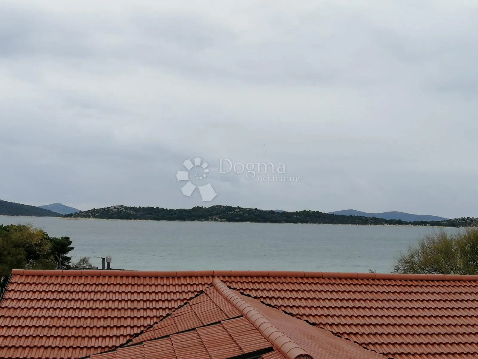 vodice, spoj luksuza i komfora nadomak mora - slika 4