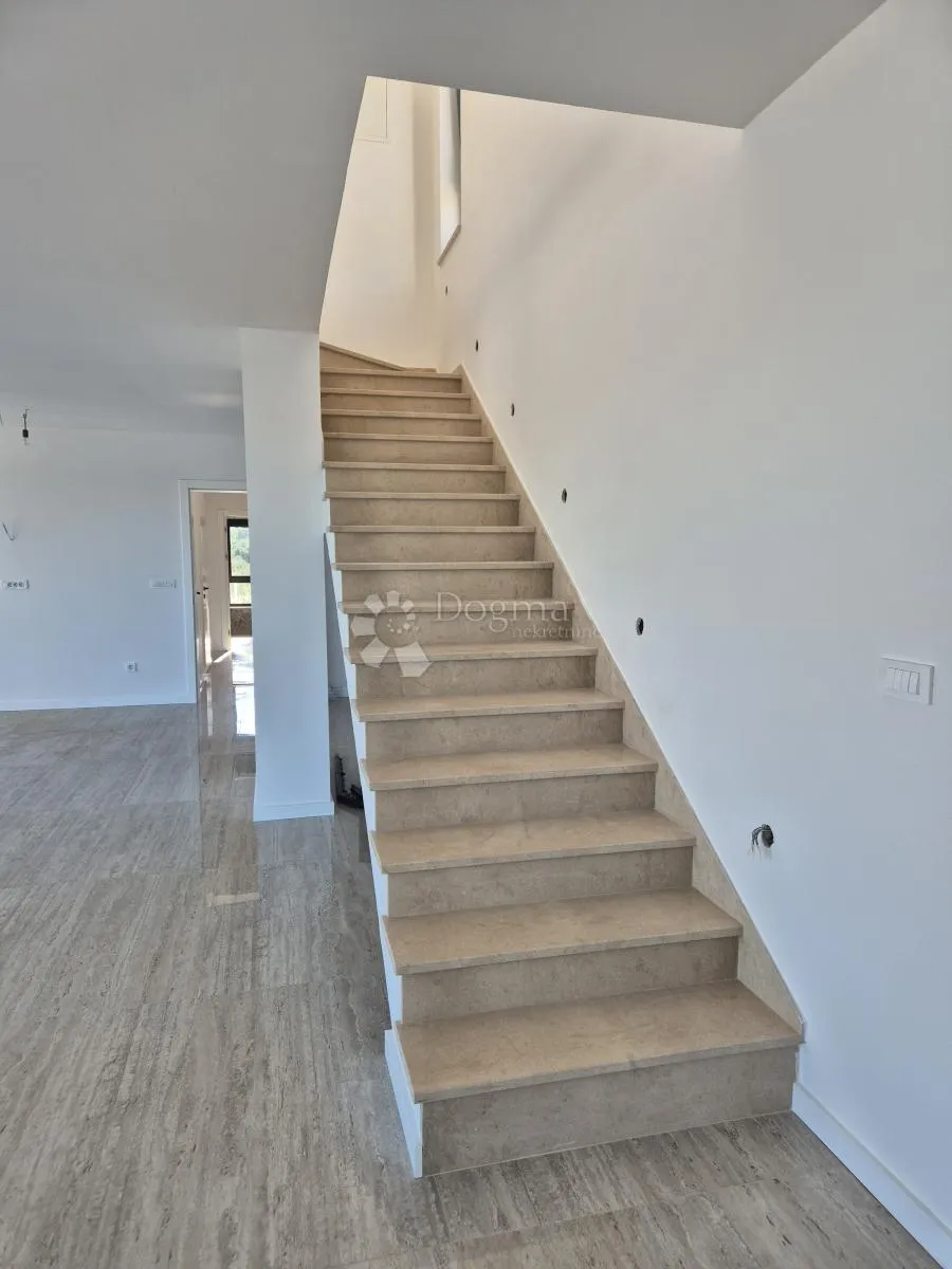 murter/betina- moderna villa s prekrasnim pogledom - slika 14