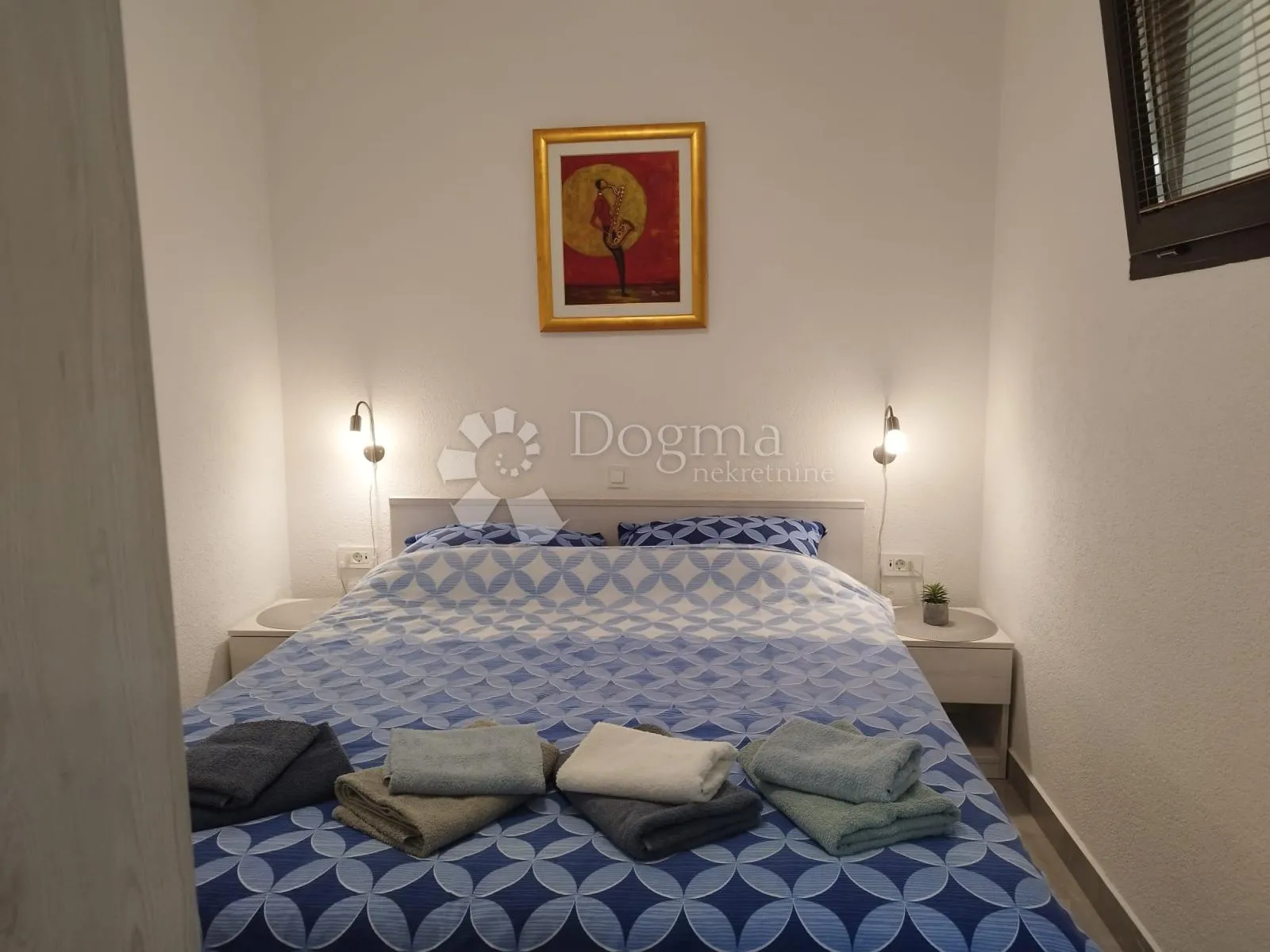malinska - 2 apartmana sa sjenicom - slika 17