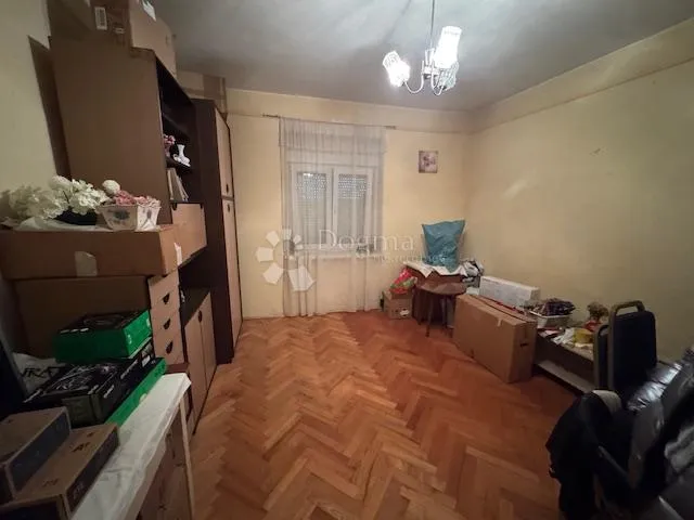 zamet – kuća s velikom okućnicom - slika 5