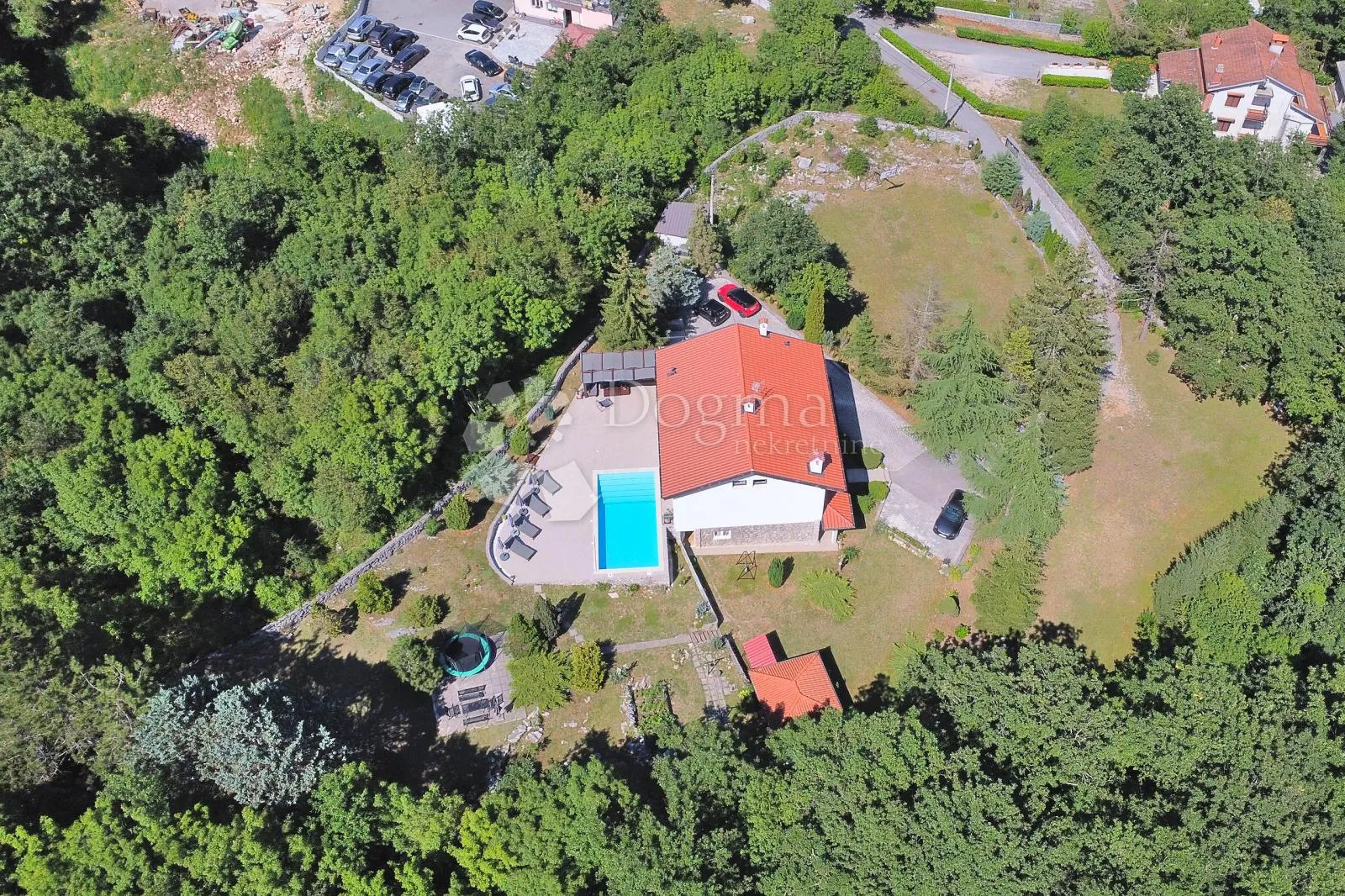 veliko imanje u idiličnom prirodnom okruženju - slika 51