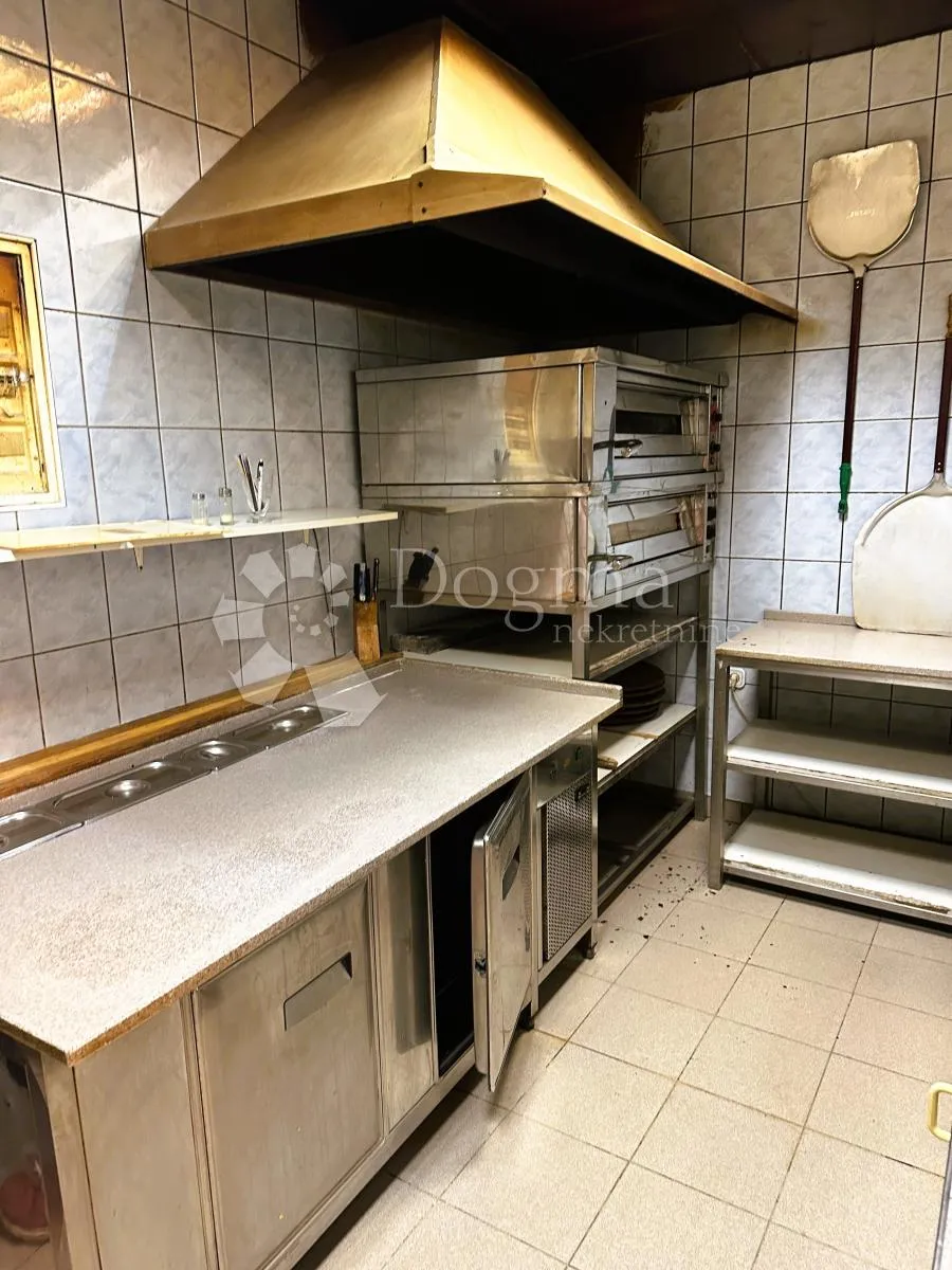 uhodana pizzeria s caffe barom u prelogu - slika 17