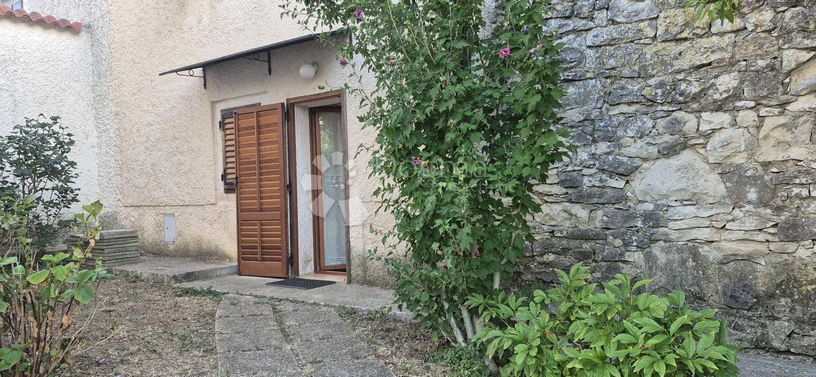 autentična istarska kamena kuća s dvorištem – samo 5,5 km od mora! - slika 43
