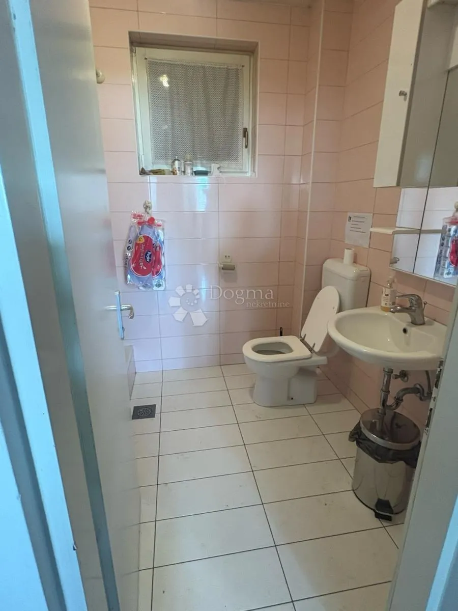 uredi + hale (75m2 ureda + 4 hale ) velika gorica - slika 3
