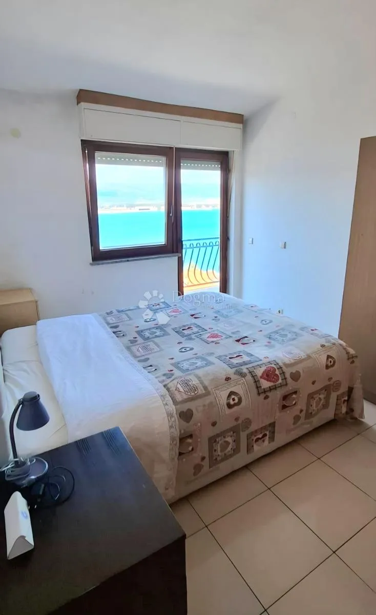 apartmanska kuća, 70m od mora, trogir - slika 22