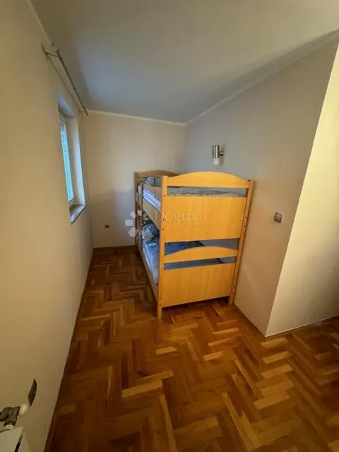 adaptirana kuća u srcu kostrene - idealna za obiteljski život! - slika 15
