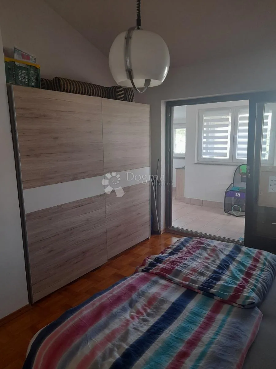 punat - idealan stan na odličnoj lokaciji - slika 8