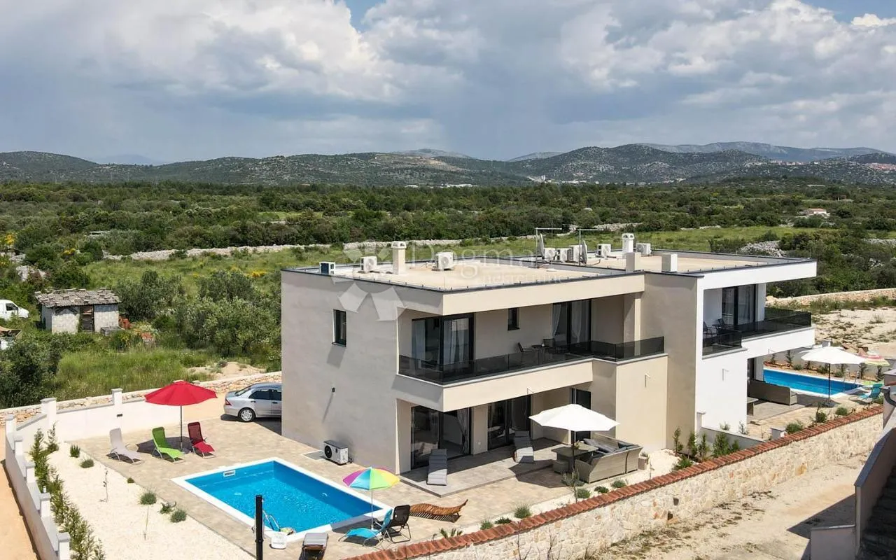 novogradnja vila s bazenom u blizini plaže jadrija 140m2 - slika 3