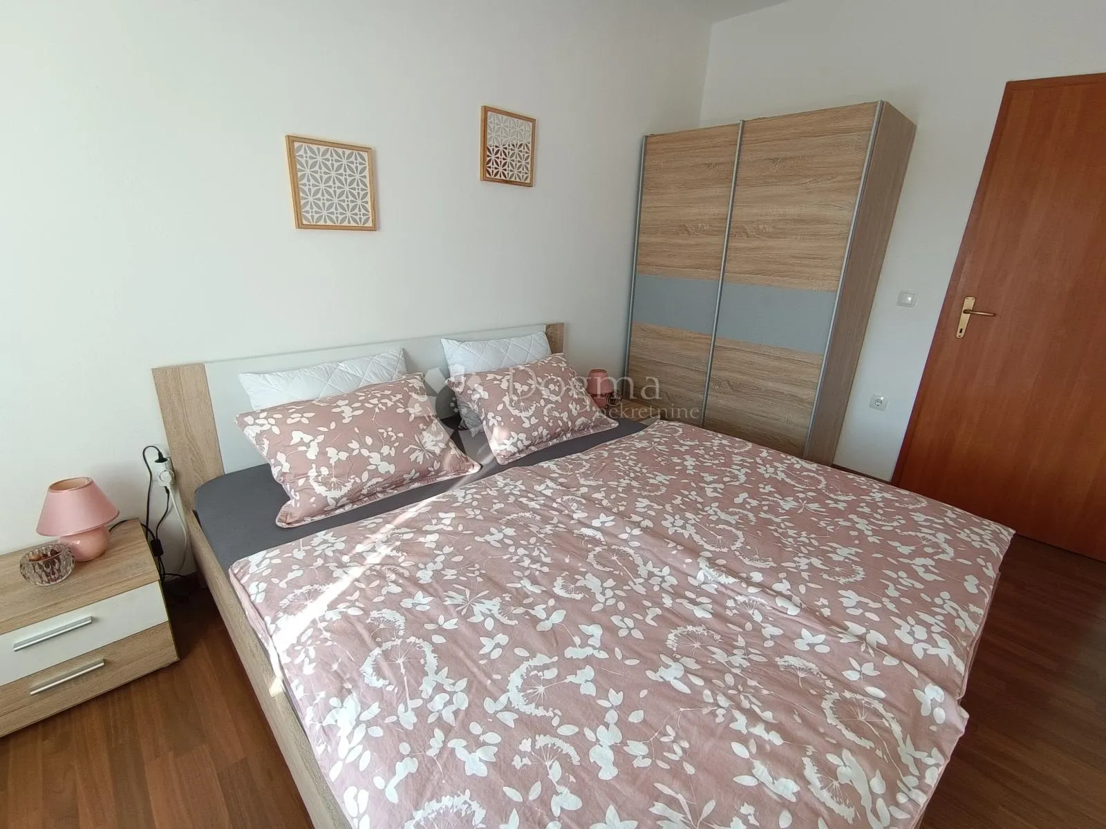 predivna kuća s bazenom - štokovci, svetvinčenat - slika 20