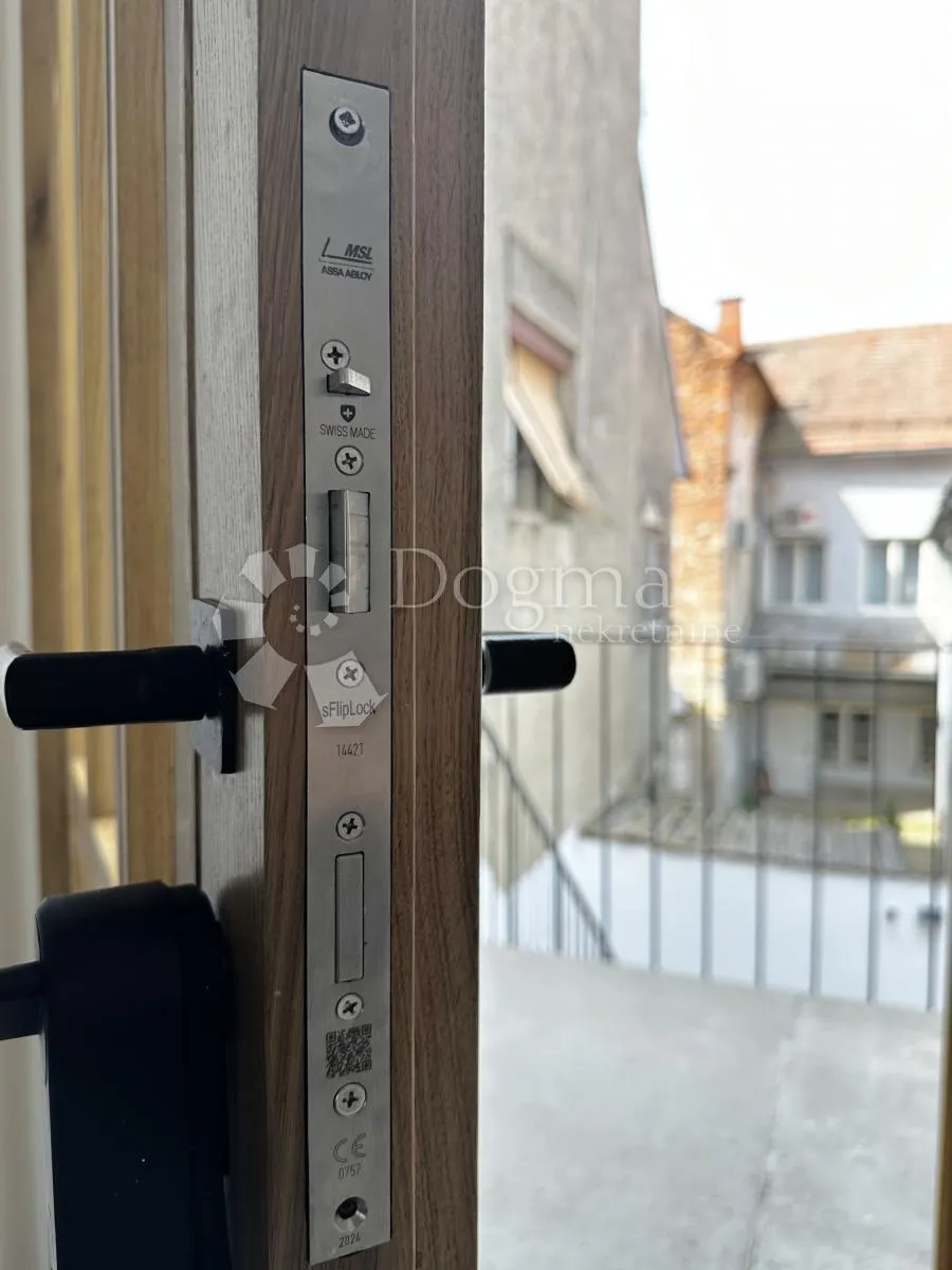 ekskluzivna kuća u centru grada – savršena za investiciju i stanovanje! - slika 19