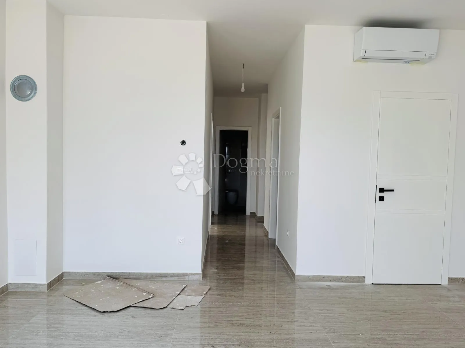 stan s2 s vrtom- 20м od mora - slika 13