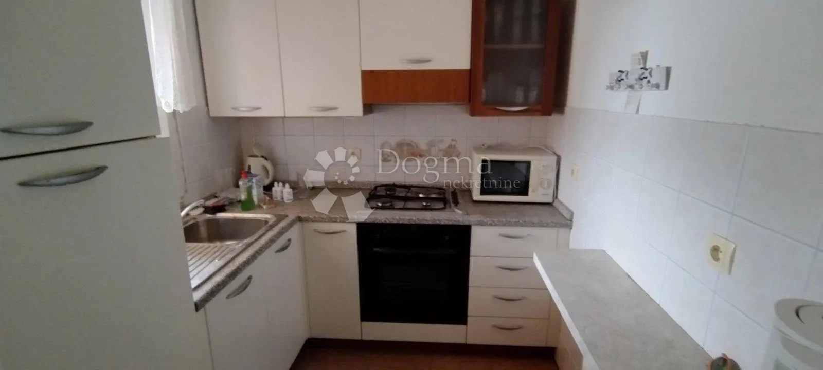 apartman okolica grada krka - visoko prizemlje - slika 7