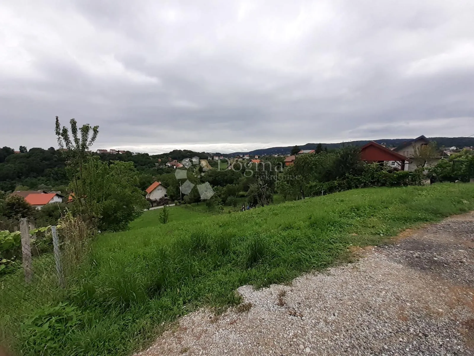 prodaje se parcela sa pogledom - slika 3