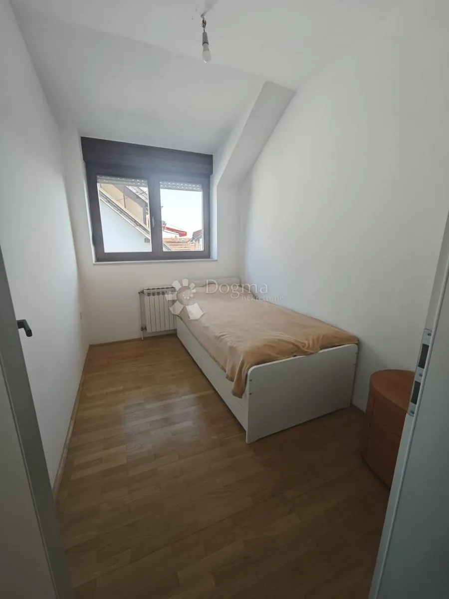 moderan novouređen 4s stan šalata - slika 12