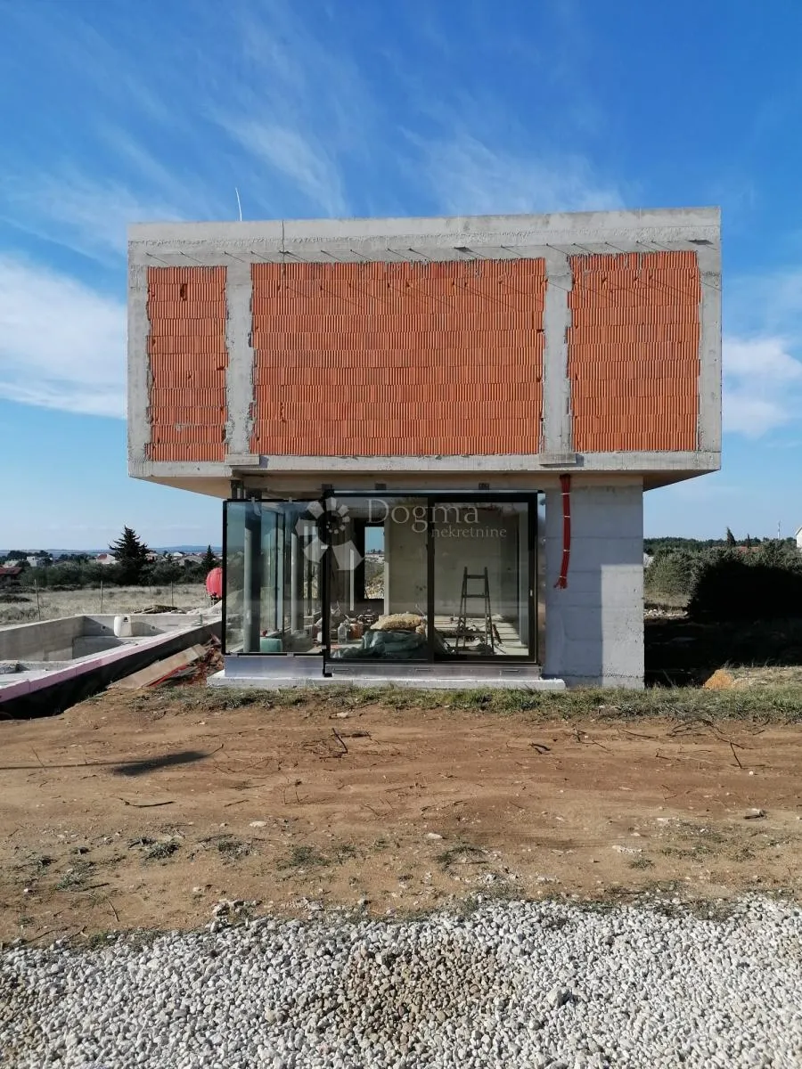 vrhunska vila s bazenom i pogledom na more - vrsi - slika 7