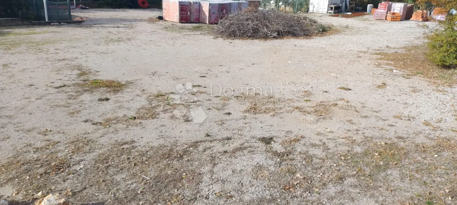 malinska - građevinsko zemljište s idejnim projektom za tri duplex kuće i jednu samostojeću - slika 3