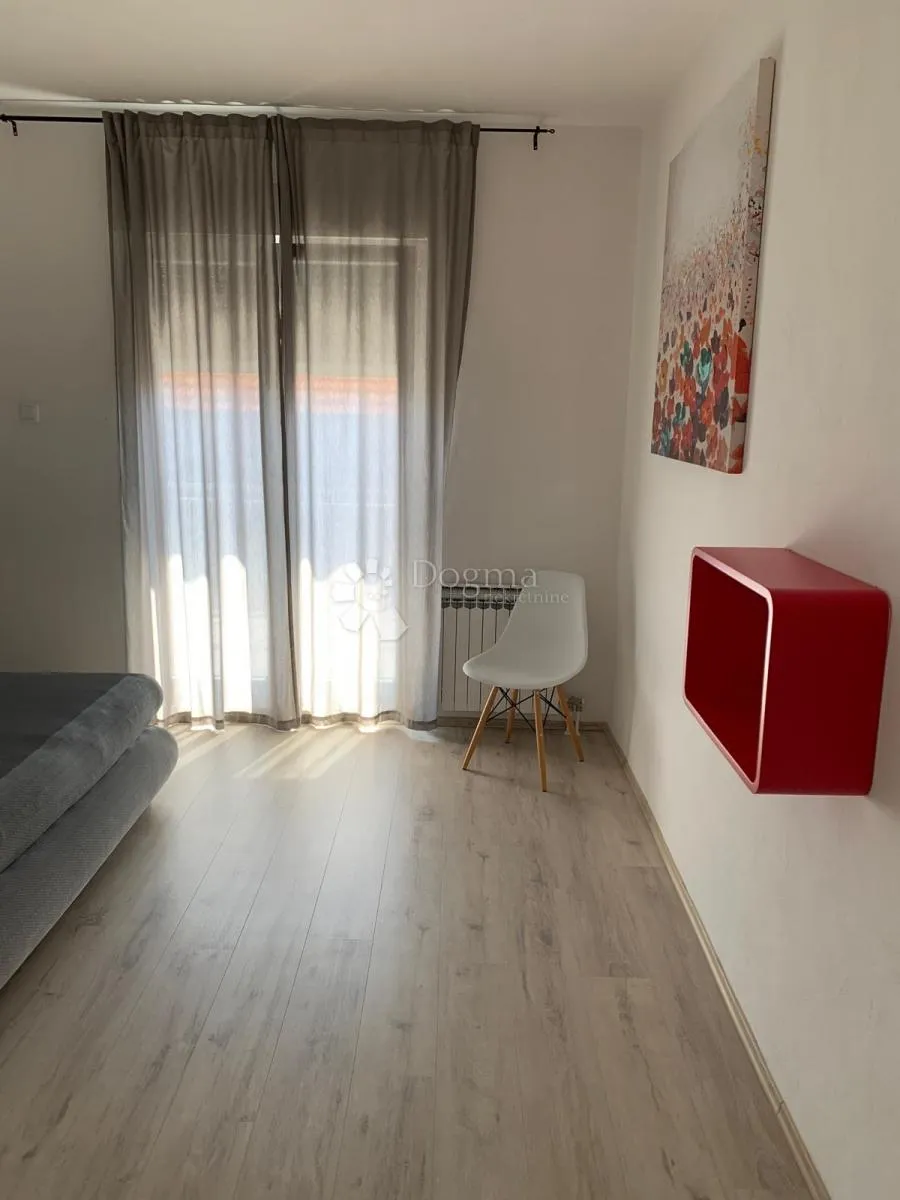 zadar, borik, prostran stan s garažom - slika 4