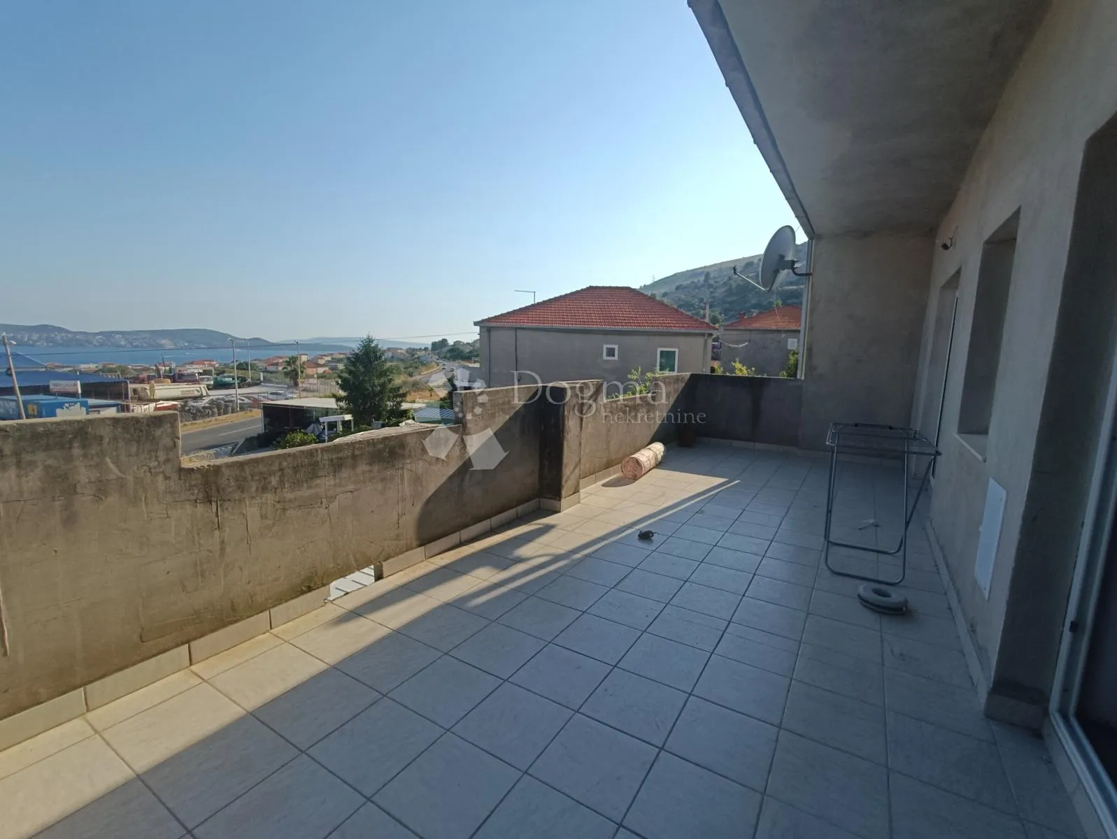 kuća u segetu donjem s pogledom na more - slika 2
