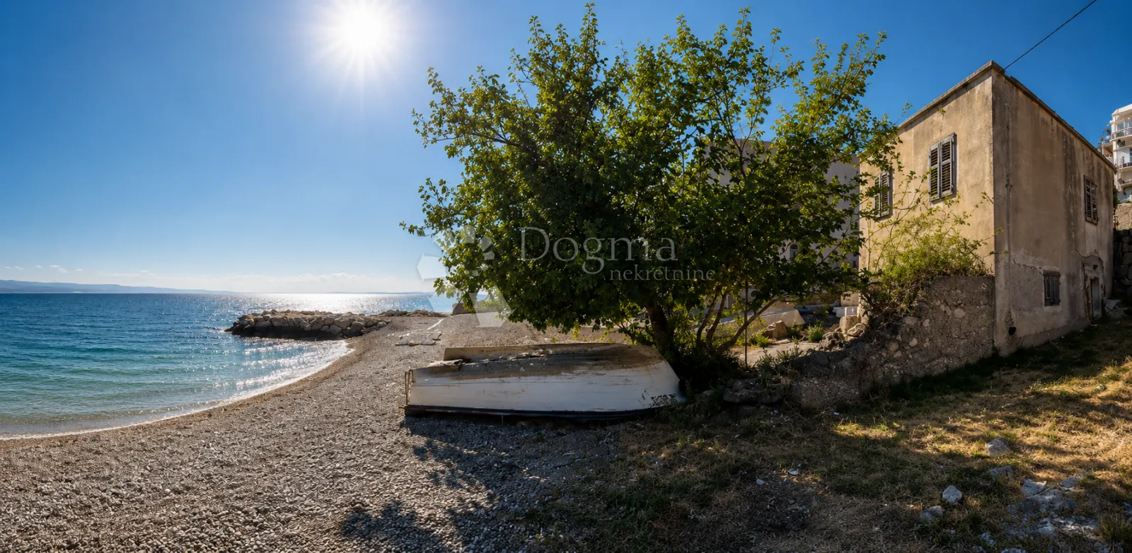 kuća za adaptaciju na samoj plaži u jesenicama i izravan pristup plaži - slika 2